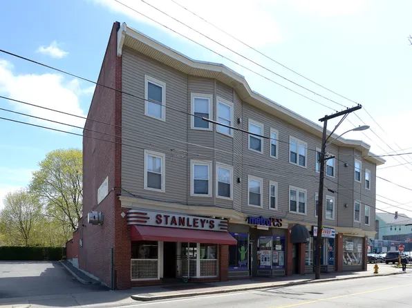 521-541 Dexter St, Central Falls, RI