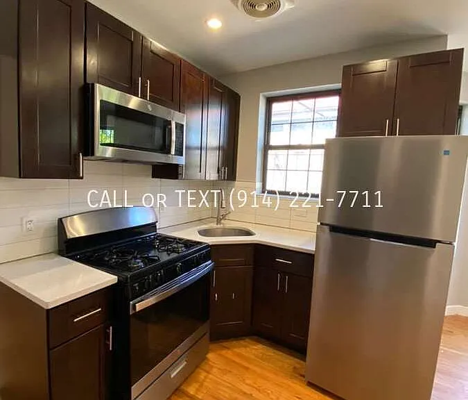 52 Yonkers Ave #2 — Photo 3