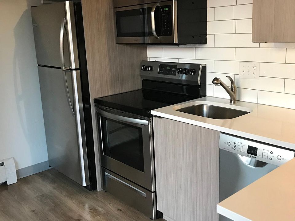 1st image of 800 N Emerson St APT 307