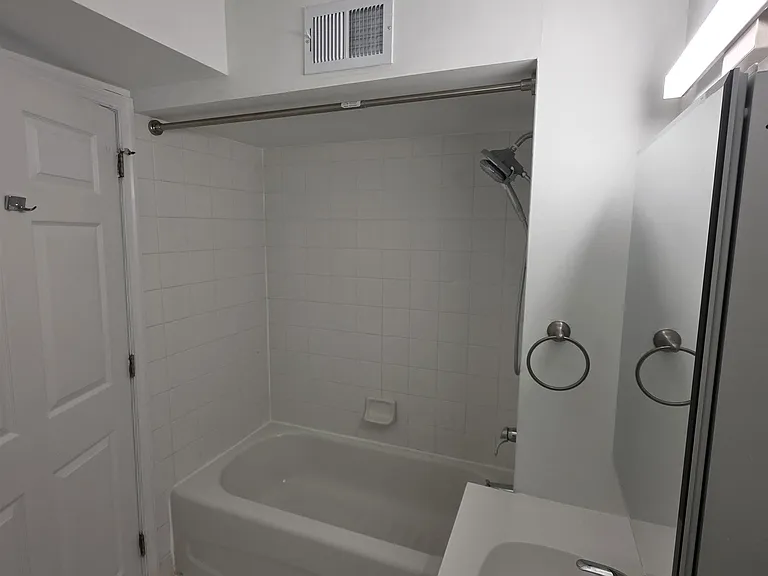 7430 Boulevard East #4A — Photo 20