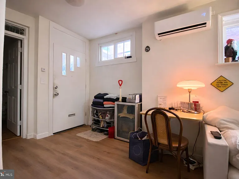 3215 Summer St — Photo 19