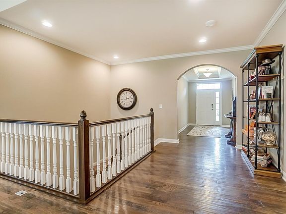3rd image of 7515 Shenango Ct