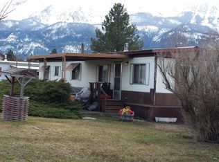 709 N Main St, Joseph, OR 97846