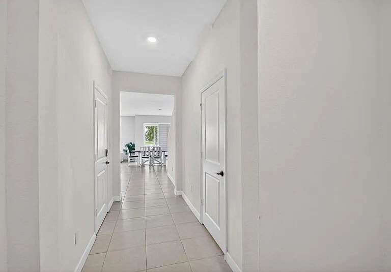 6933 N Harbours Edge Ave — Photo 5