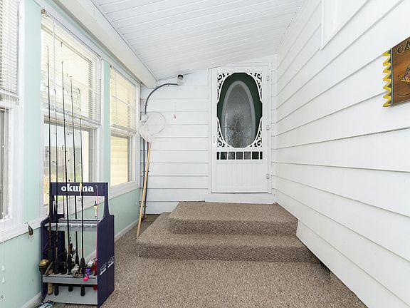 5th image of 11619 Rock Dr
