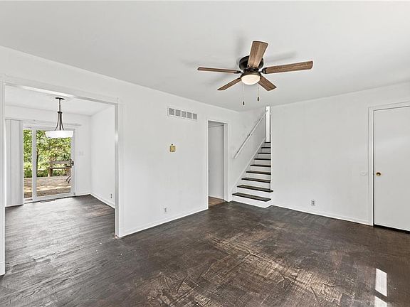 5th image of 3402 N 70th St