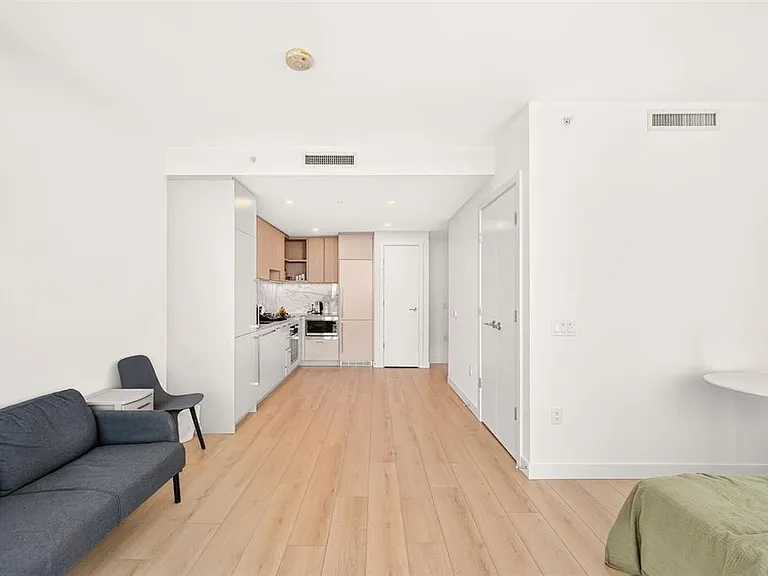 6468 Willingdon Ave #13XX — Photo 6
