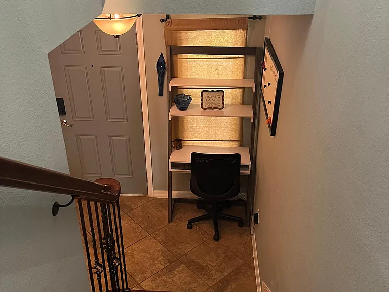 465 Tradition Ln — Photo 5