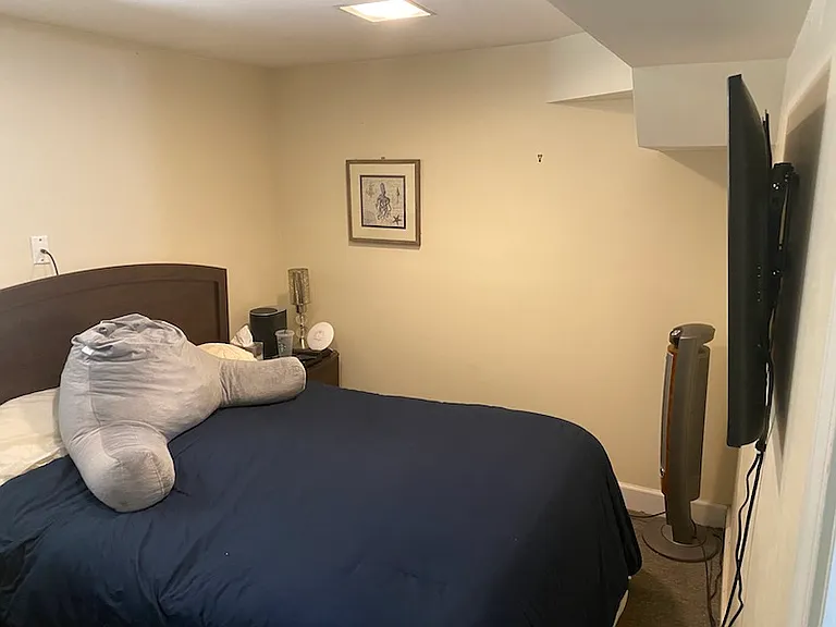 1032 W Oakdale Ave #G — Photo 9