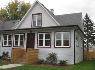 817 Grove St, Dekalb, IL 60115