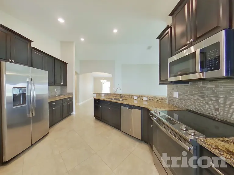 13185 Green Violet Dr — Photo 6
