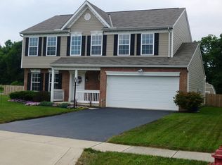 1056 Legacy Ln SW, Pataskala, OH 43062