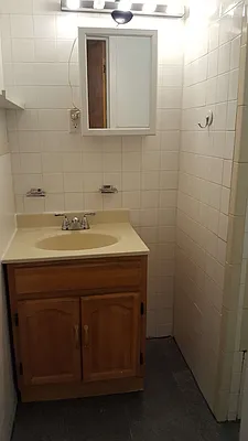 Rented by MCR Realty | media 18