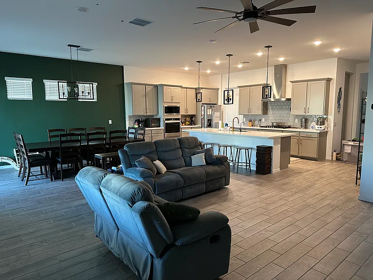 4584 W Hazel Ln — Photo 11