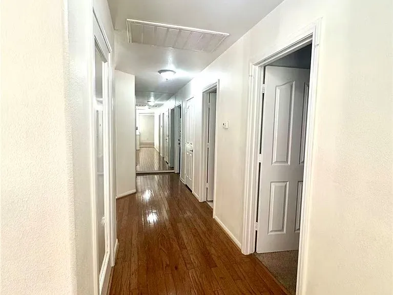 1904 Bocale Ct — Photo 21