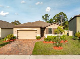 714 Old Country Rd SE, Palm Bay, FL 32909