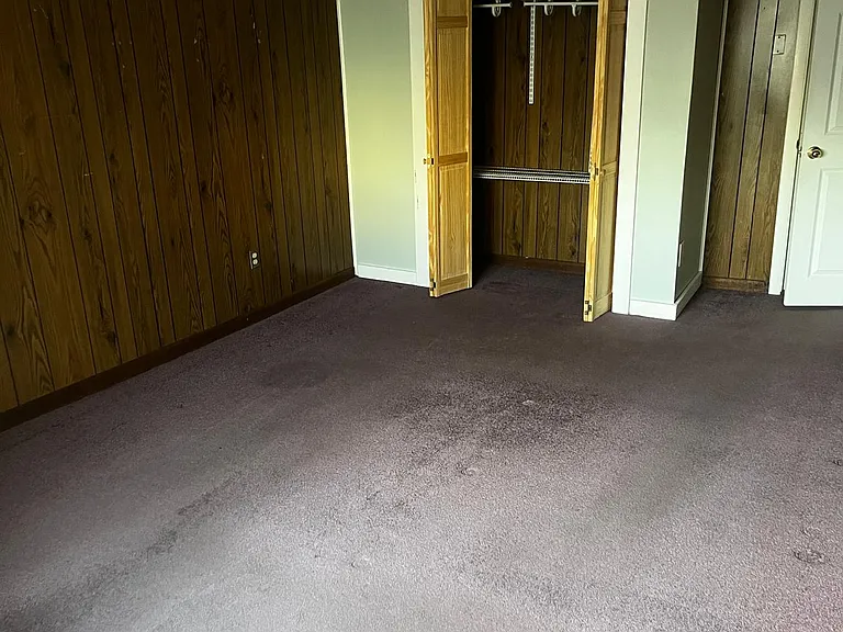 366 Alden St — Photo 9