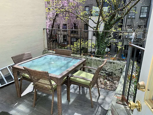 Rented by Joe Gotham LTD | media 8
