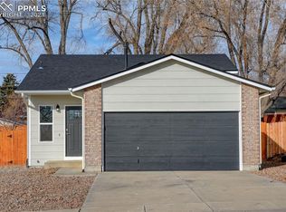670 Lindstrom Dr, Colorado Springs, CO 80911