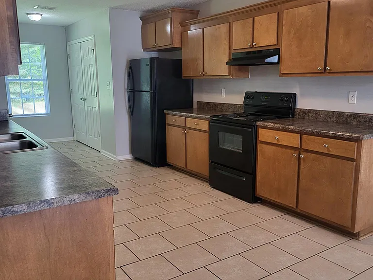 105 Embleton Ct #A — Photo 7