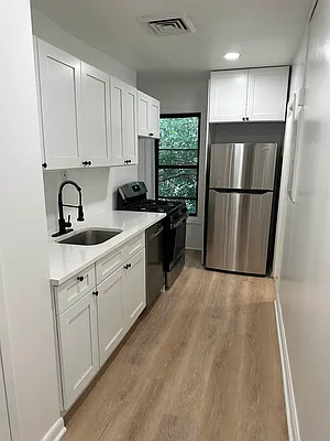 Rented by Urban Real Estate Property Group Inc | media 1