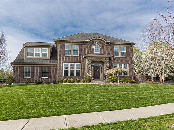 2nd image of 6813 Gray Wolf Dr