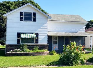 404 E 2nd St, Wyanet, IL 61379