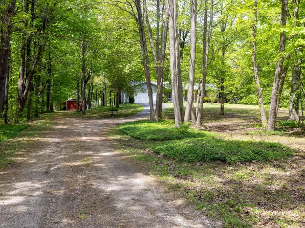 2967 152nd Ave, Holland, MI 49424