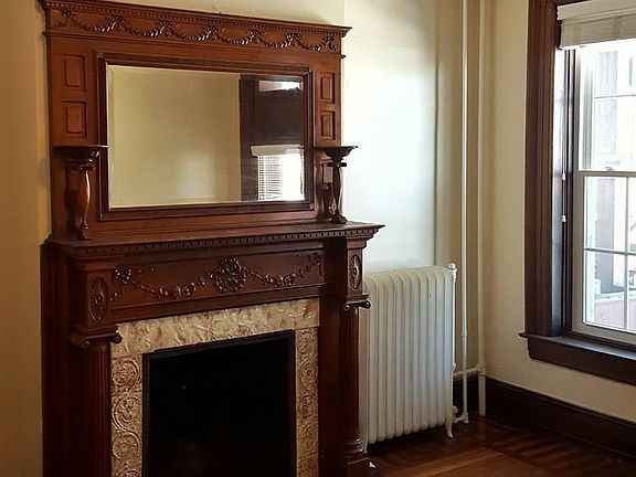 5th image of 143 Eagle St APT 3