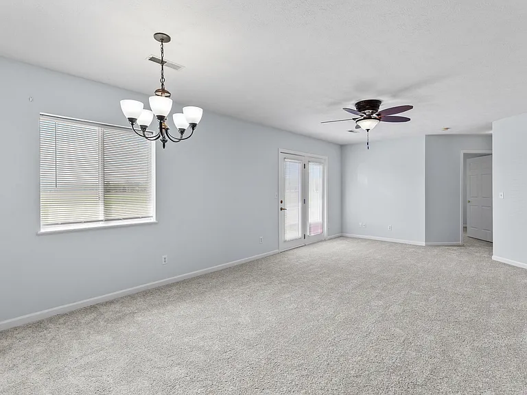 Meadow View Place — Photo 9