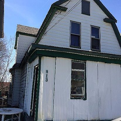 1st image of 813 Washington St