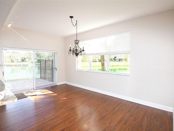 5th image of 3390 NE 13th Circle Dr #10919