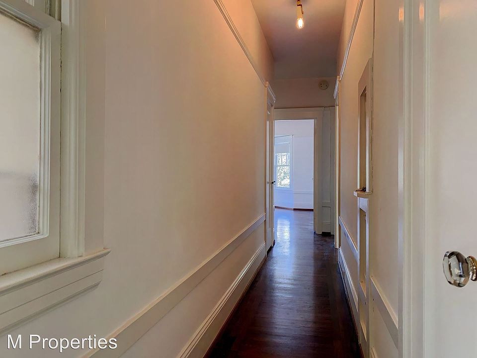 1st image of 440 Noe St APT 1