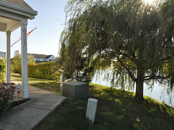 3rd image of 6313 Lakeview Dr E