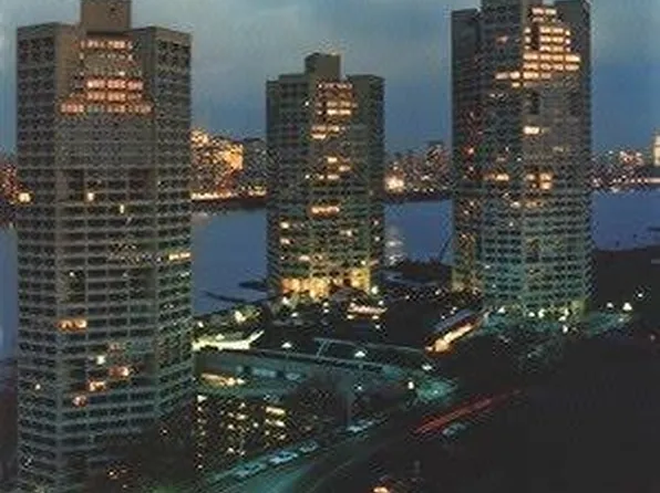 7000 Boulevard East APT 45D, West New York, NJ 07093