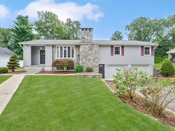 53 Cecile St, Agawam, MA 01001