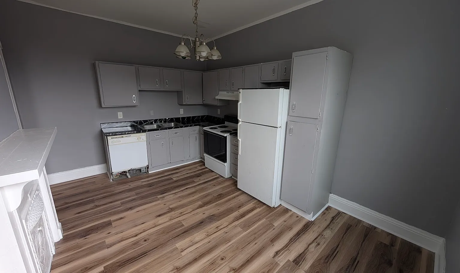 2 bed, $975 — Photo 2