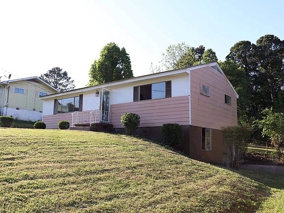 2nd image of 2021 Carol St
