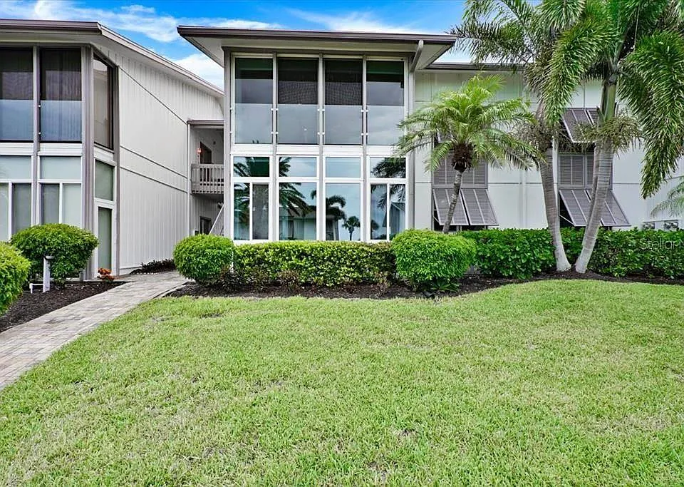 6046 W Peppertree Way #223B