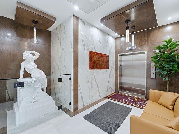 4th image of 8800 Kennedy Blvd #302