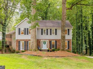 300 Spring Ridge Dr, Roswell, GA 30076