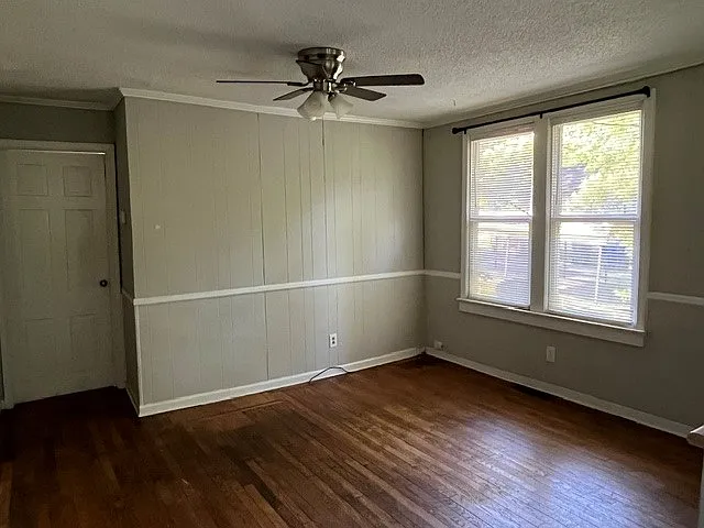 3 bed, 1312 sqft, $1,995 — Photo 3