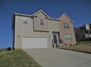 102 Lyndhurst Dr, La Vergne, TN 37086