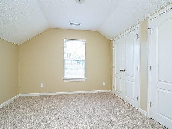 3rd image of 1753 North Cv