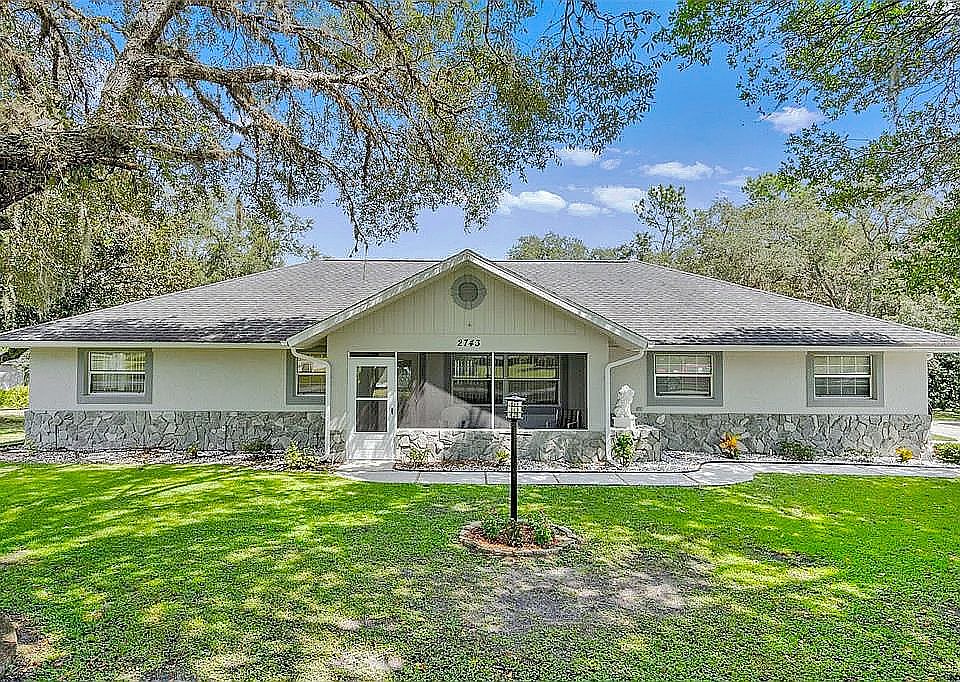 1st image of 2743 W Apricot Dr