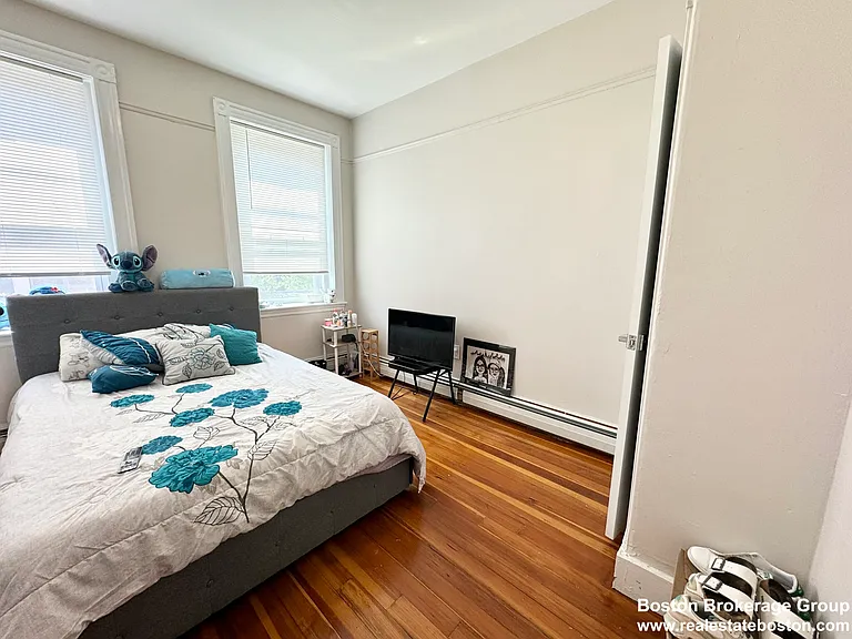 165 Gove St #3 — Photo 7