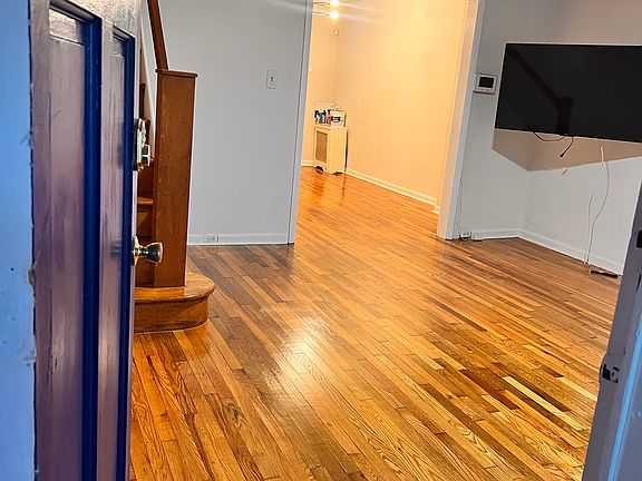 Entrance from the Sunporch to the living room