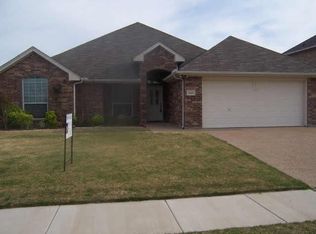 10541 Whitestone Ranch Rd, Benbrook, TX 76126