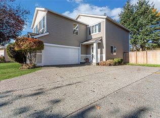 1386 Hudson St, Dupont, WA 98327
