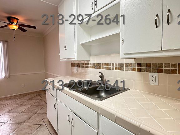 4th image of 636 N Harvard Blvd APT 17